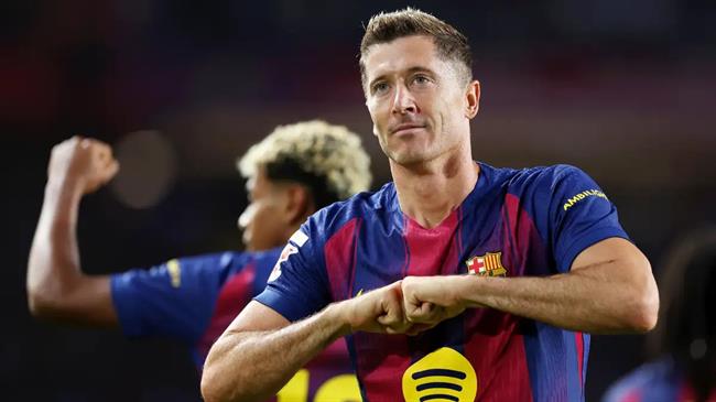 Barcelona từng đề nghị Robert Lewandowski… ngừng ghi bàn